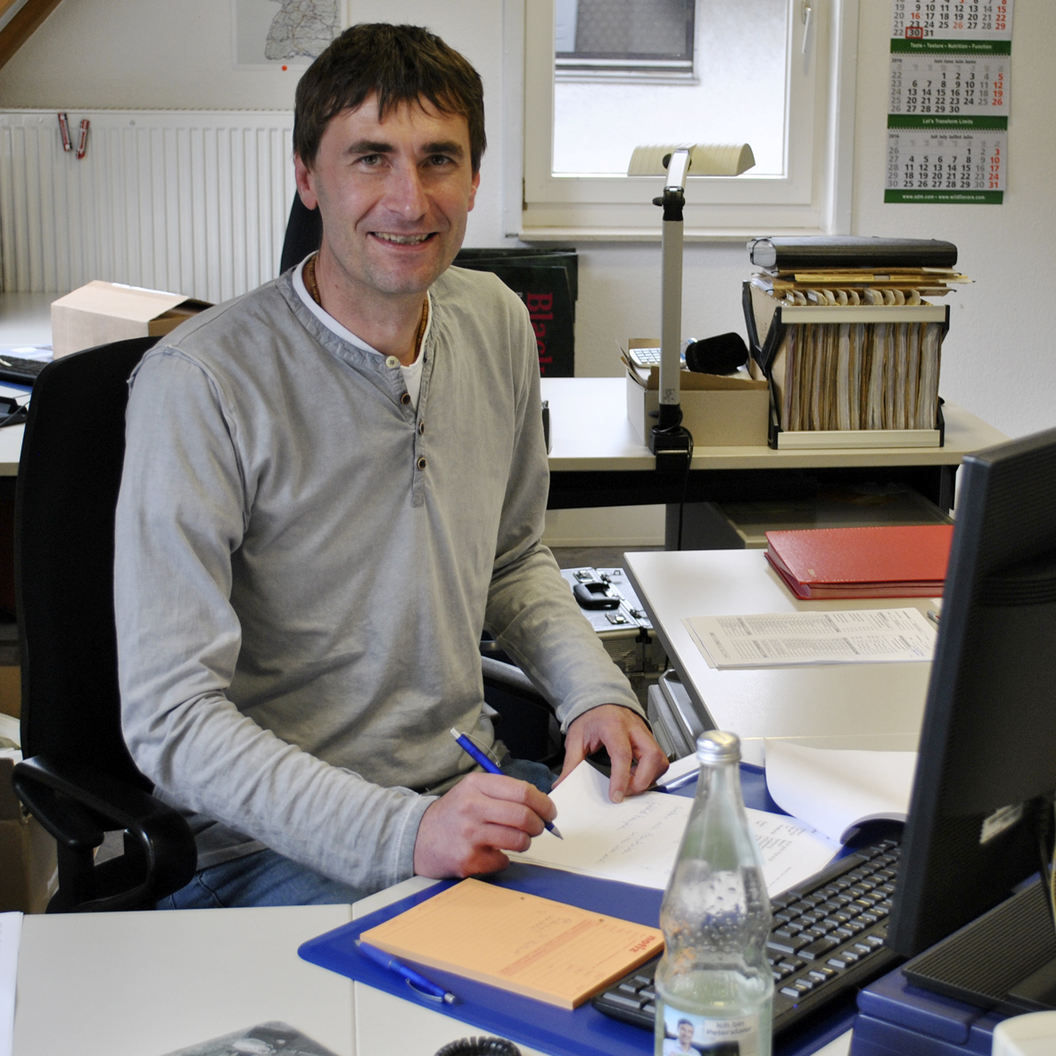 Uwe Weis bei der Arbeit