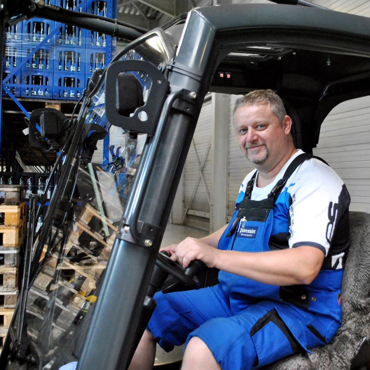 Gabelstapler im Peterstaler Lager