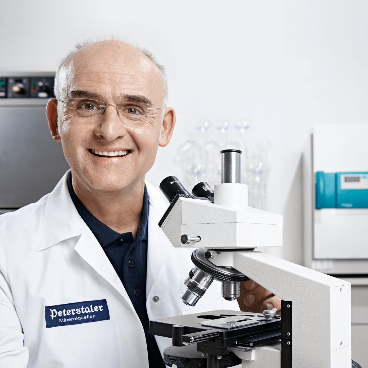 Leiter der Qualitätssicherung Thomas Lehmann im Labor